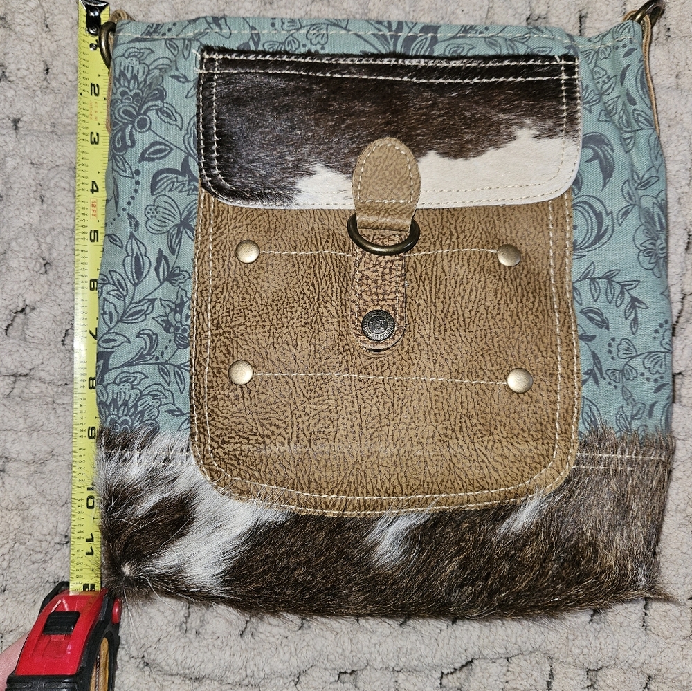 Myra Crossbody Bag